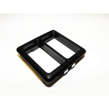 Ablakemelő kapcsoló keret két univerzális nyomógomb részére egymás mellett