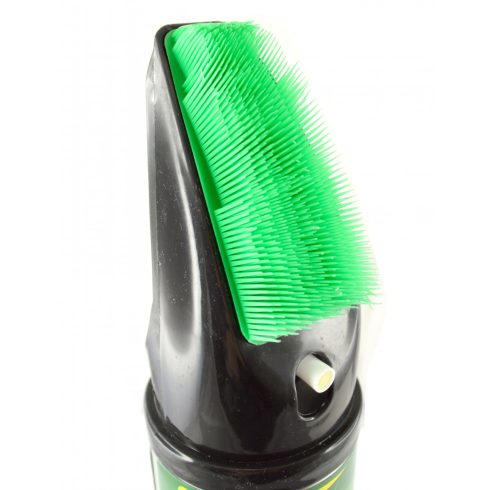 Kárpittisztító kefés