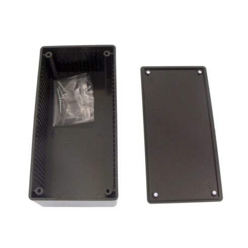 Műanyag szerelődoboz csavarozható fedéllel 130x64x45