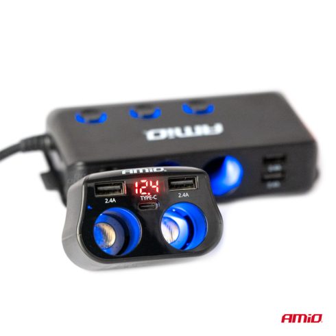 Szivargyujtó elosztó voltmérővel, 2 USB, 1 USB-C
